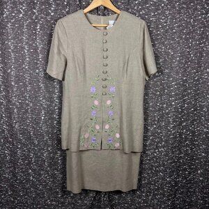 Halmode Petites Dress‎ Embroidered with Flowers - One Piece Sewed Size 8
